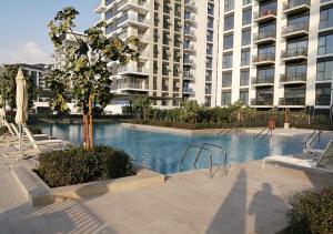 Gallery image of Nasma Luxury Stays - Elegant Condo With City Views And Dubai Skyline in Dubai