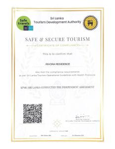 een certificaat van bekwaamheid in een certificaat van uitmuntendheid bij Rivora Residence in Kandy