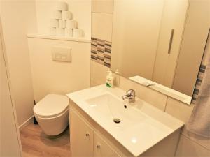Koupelna v ubytování La Mezzanine par Picardie Homes