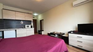 A kitchen or kitchenette at SUMMER BREEZE 406 Studio Sunny Beach