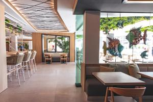 MYND Adeje餐厅或其他用餐的地方