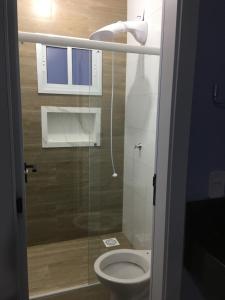 Um banheiro em Residencial Gralha Azul