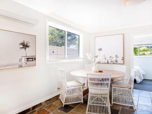 Gallery image of Boho Pet Friendly 1 Min Walk to Beach in Culburra Beach