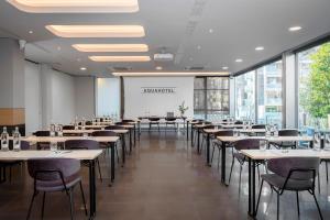Restauracja lub miejsce do jedzenia w obiekcie Aqua Hotel