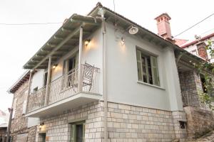 The building in which the country house is located
