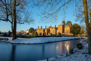 Great Fosters - Near Windsor