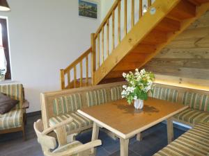 Ruang duduk di Holiday Home Jung by Interhome