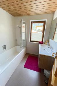 Koupelna v ubytování Apartment Apart Grazia-3 by Interhome