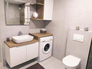 Kúpeľňa v ubytovaní Holiday Home Milka by Interhome + 24 fotografií