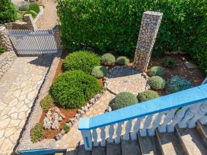 Vonkajšia záhrada v ubytovaní Holiday Home Milka by Interhome