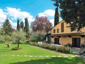 Vonkajšia záhrada v ubytovaní Holiday Home Cadellura by Interhome