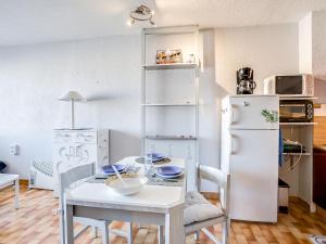 Gallery image of Apartment Les Ambassades du Soleil by Interhome in Cap d'Agde