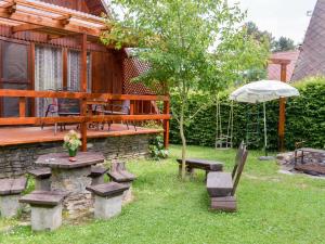 Vonkajšia záhrada v ubytovaní Chalet Dehtáře by Interhome