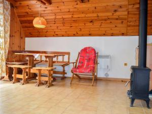 Posedenie v ubytovaní Chalet Dehtáře by Interhome + 23 fotografií