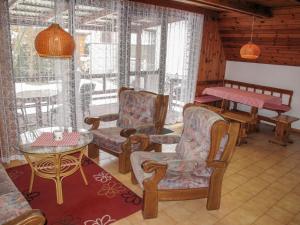 Posedenie v ubytovaní Chalet Dehtáře by Interhome
