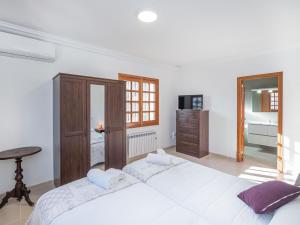 Postel nebo postele na pokoji v ubytování Villa Dofins Bahia Azul by Interhome