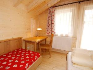 Posedenie v ubytovaní Chalet Antonia-1 by Interhome
