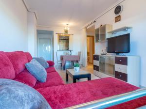 TV a/nebo společenská místnost v ubytování Apartment Jardines del Mar III - Marina d'Or-2 by Interhome + 16 fotografií