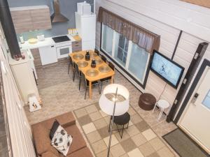 TV a/nebo společenská místnost v ubytování Holiday Home Villa sukka a by Interhome