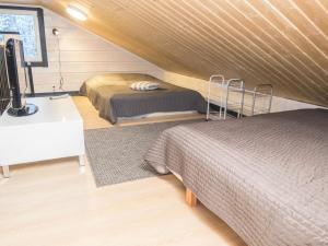 Postel nebo postele na pokoji v ubytování Holiday Home Villa sukka a by Interhome