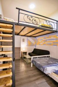 Poschodová posteľ alebo postele v izbe v ubytovaní Apartments Punta 2