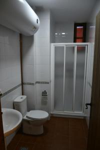 Phòng tắm tại Casa Rural ESTACIÓN DEL SOLDADO