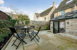 Gallery image of Wall Cottage in Burford