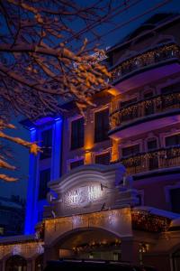 Το κτήριο όπου στεγάζεται  το ξενοδοχείο +205 φωτογραφίες