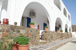 Imagen de la galería de Tzamaros Studios, en Mérikhas