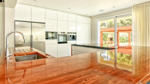 Dream Villa with Luxury Services - PROMOTION Last dates! tesisinde mutfak veya mini mutfak