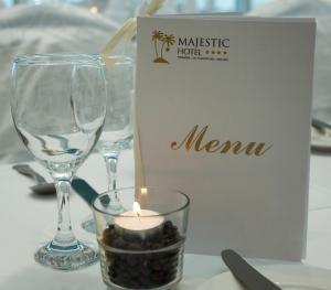 Certifikát, hodnocení, plakát nebo jiný dokument vystavený v ubytování Majestic Hotel