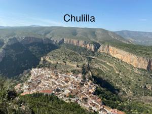 a town in the mountains of chihuahua at Apartamento EL TERRAO in Losa del Obispo +9 photos