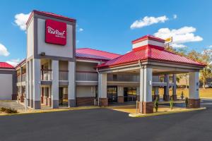 a rendering of a new k rite aid building at Red Roof Inn & Suites Athens, AL in Athens