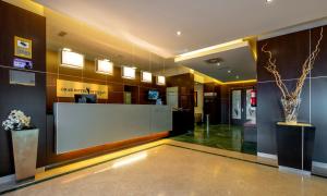 Lobbyn eller receptionsområdet på Gran Hotel Attica21 Las Rozas