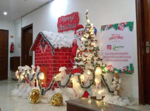 구르가온에 위치한 Lime Tree Hotel Sushant Lok Gurgaon Sector 29 Next to IFFCO CHOWK metro에서 갤러리에 업로드한 사진