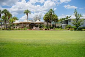 Galeriebild der Unterkunft Golf and Tennis Community-Lakeview Oasis-Private Patio in Wesley Chapel