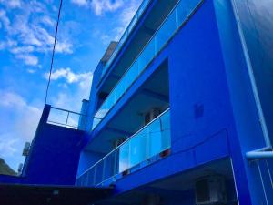 O edifício em que a casa de hóspedes se localiza