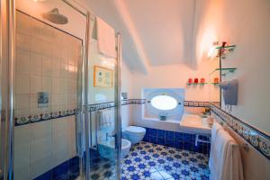 Salle de bains dans l'établissement Palazzo Pascal