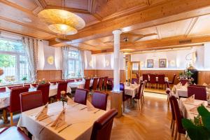 Restoran atau tempat lain untuk makan di Hotel-Gasthof Hüttensteinach