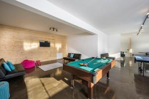 Billiards table sa Hotel Haus Lungau