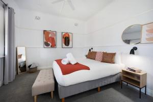 Katil atau katil-katil dalam bilik di Sunny Federation Charm in Central Mudgee at Bunbinya +34 gambar
