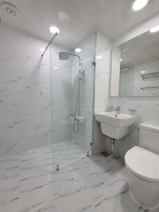 Koupelna v ubytování Hotel Ocean View + 31 fotografií