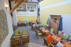 Restaurace v ubytování Hotel Restaurant DAS RÖSSL