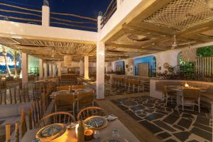 Sunrise Tucana Resort Grand Select餐厅或其他用餐的地方