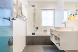 Un baño de Hotel Jakob