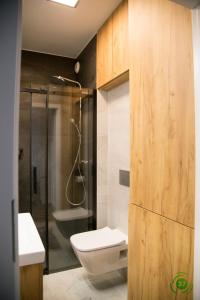 Kúpeľňa v ubytovaní LuxFlats Cozy 37 + 5 fotografií