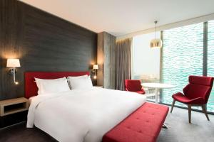 Postel nebo postele na pokoji v ubytování Radisson Blu Hotel, Birmingham
