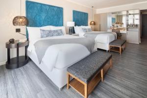 Postel nebo postele na pokoji v ubytování O2 Beach Club & Spa All Inclusive by Ocean Hotels