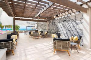 Posezení v ubytování O2 Beach Club & Spa All Inclusive by Ocean Hotels