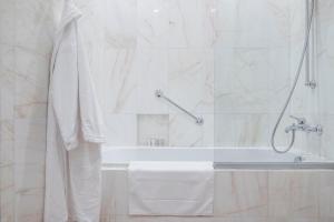 Koupelna v ubytování Leopolis Hotel